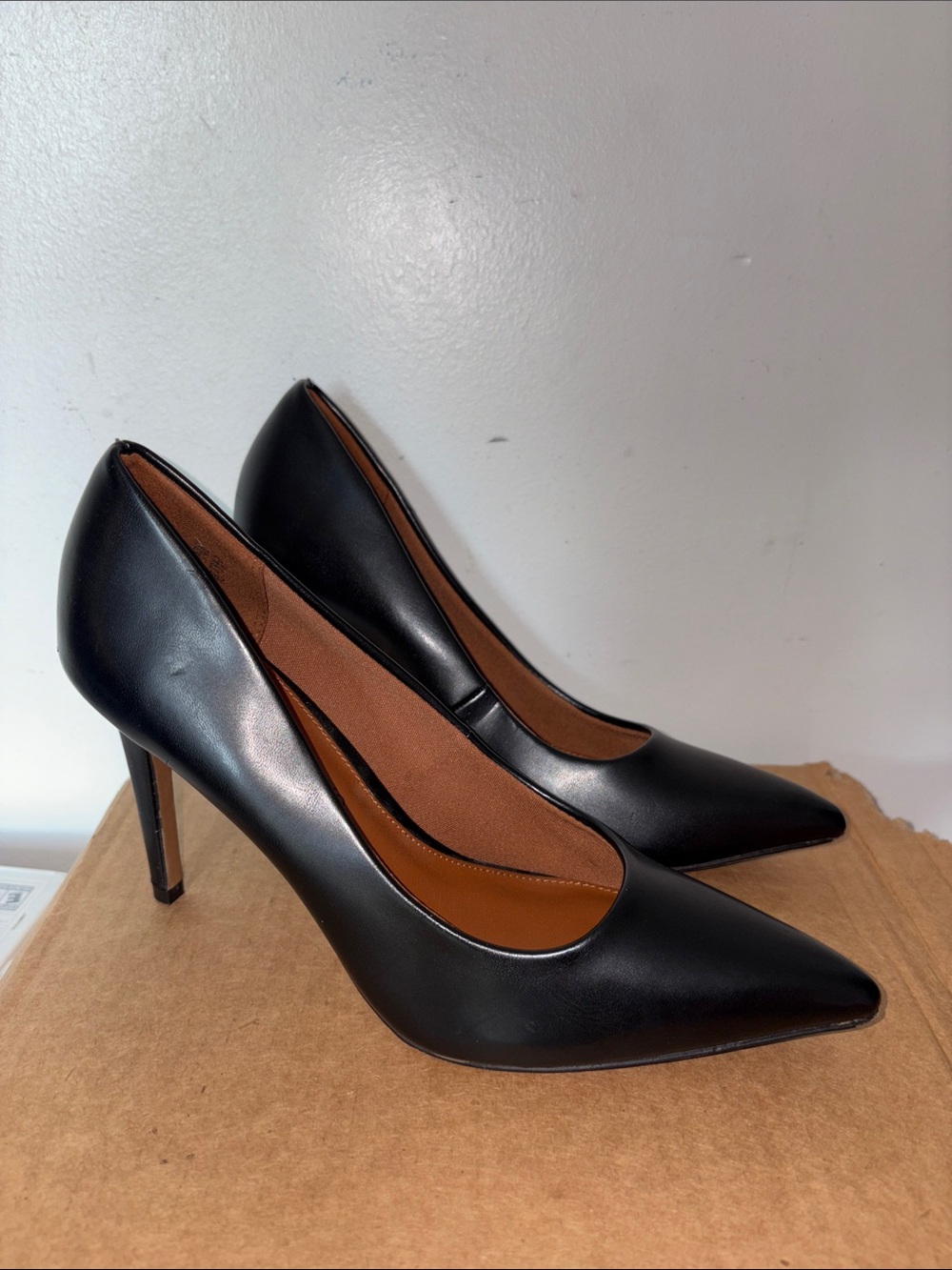 Christian Siriano Black Pointed-Toe Women's Pumps size 7.5